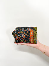 Load image into Gallery viewer, Juniper Accessory Pouch
